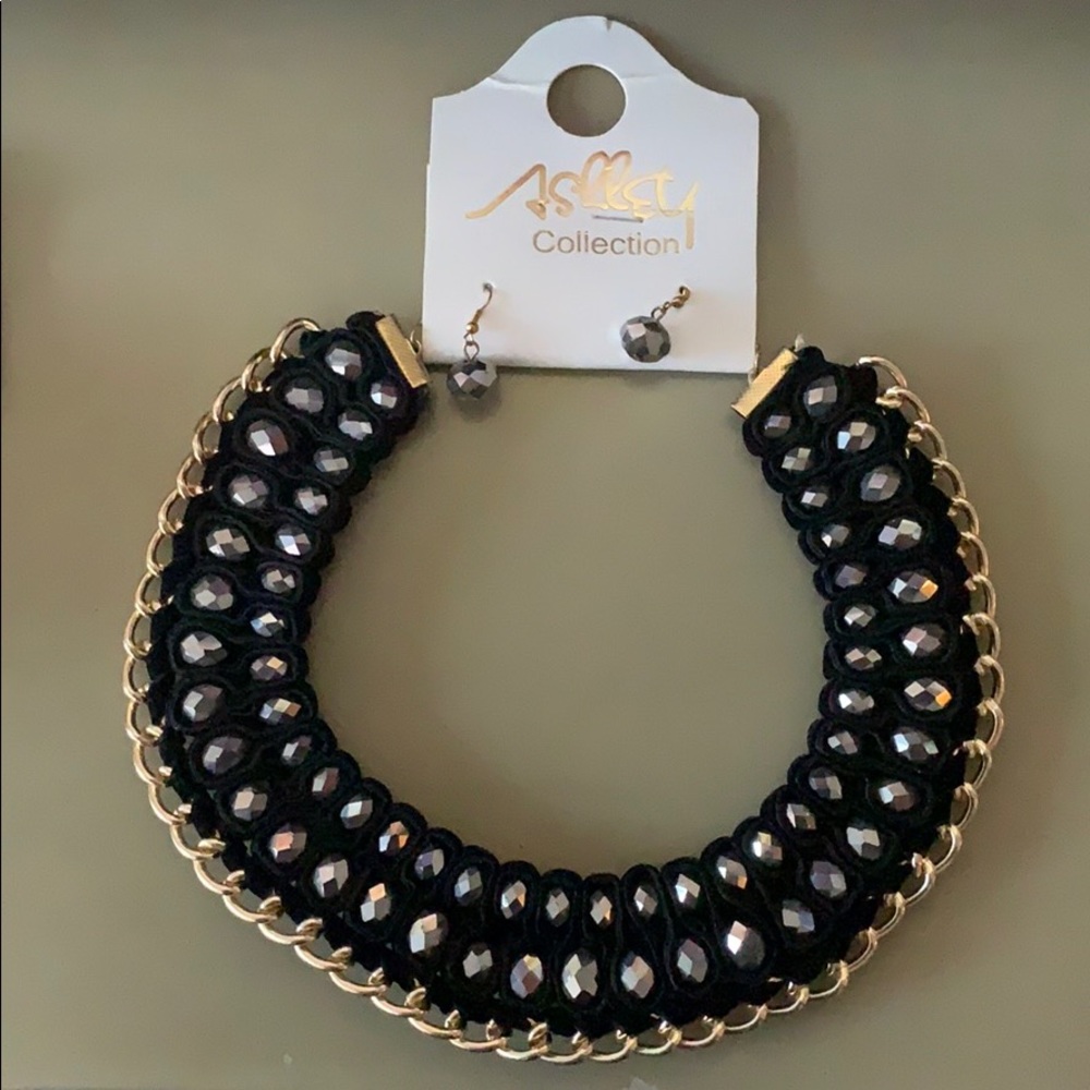 Black and gold statement necklace